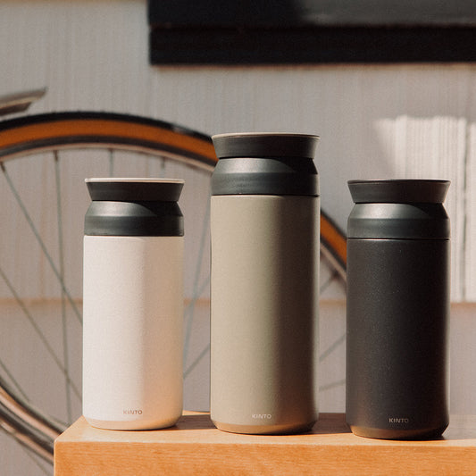 210901_lifestyle_traveltumbler_strap_06_sq